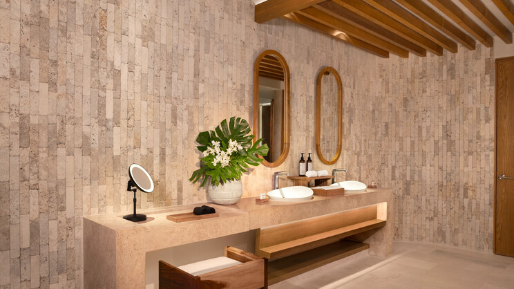 Honeymoon Ocean Front